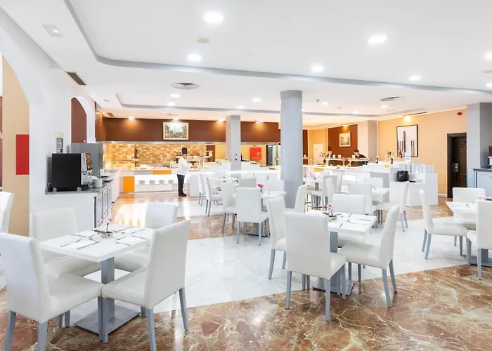 Hotel Chatur Playa Real 4*