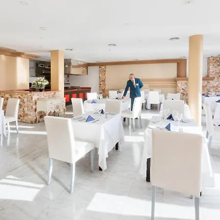 Chatur Playa Real Szálloda 4*