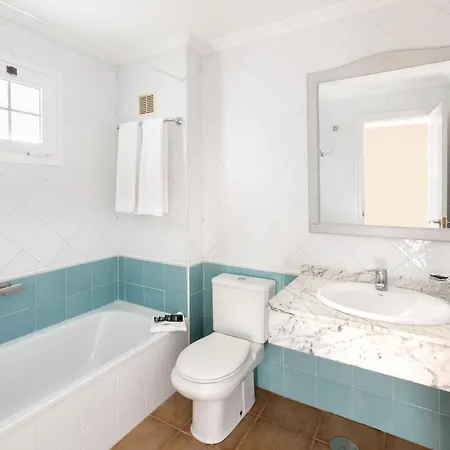 Chatur Playa Real Szálloda 4*